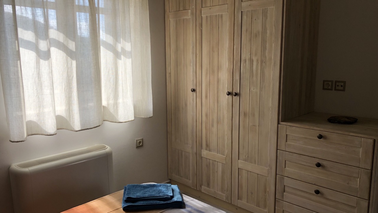 Photo of Bedroom in Thalames