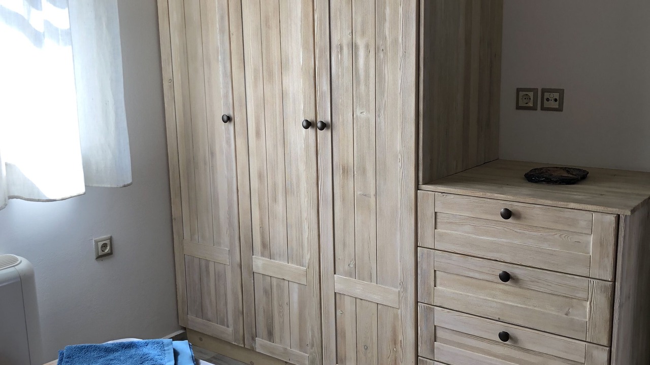 Photo of Bedroom in Thalames