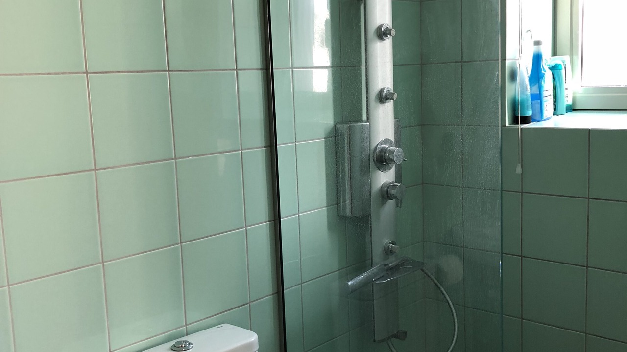 Photo of Bathroom in Thalames