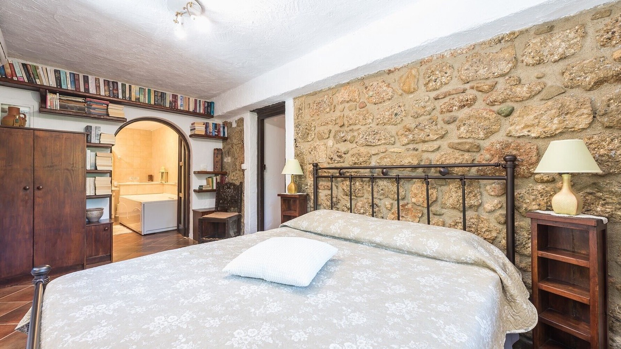 Photo of Bedroom in Porovitsa
