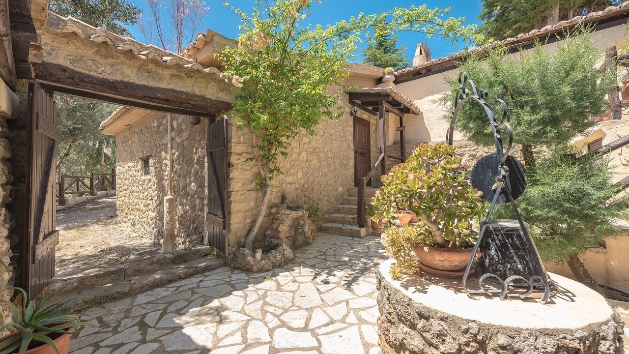 Photo of Outdoor in Egira