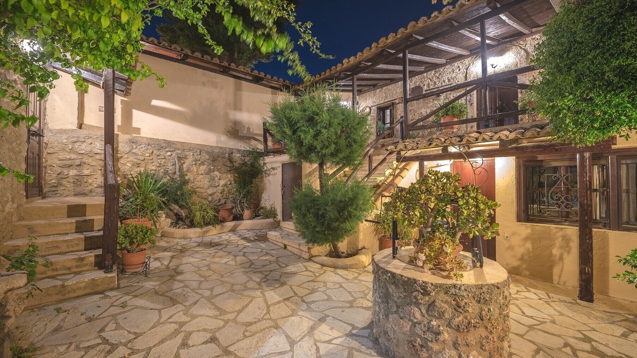 Photo of Outdoor in Egira