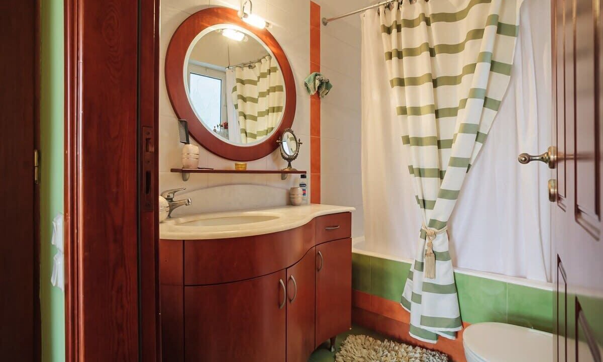 Photo of Bathroom in Mikri Mantineia