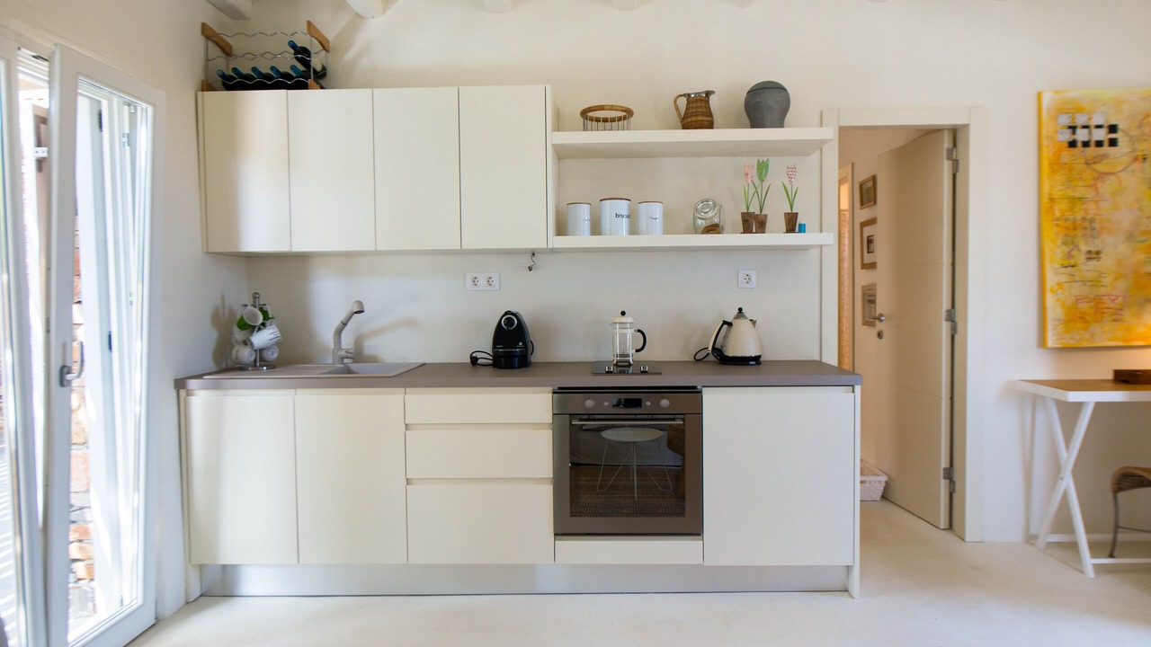 Photo of Kitchen in Platis Gialos