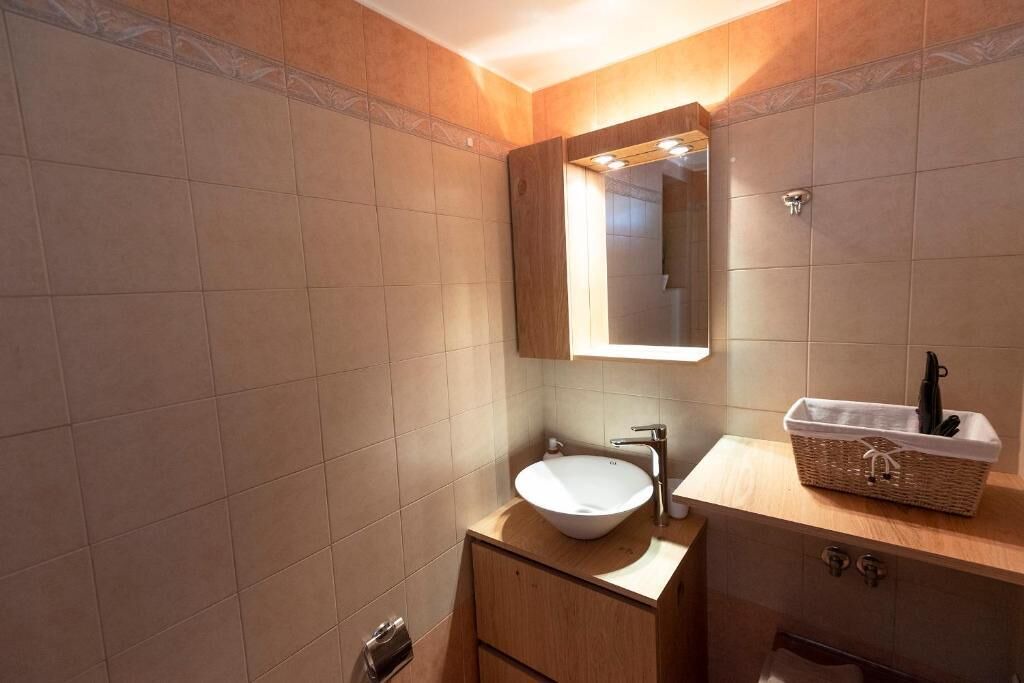 Photo of Bathroom in Halepa