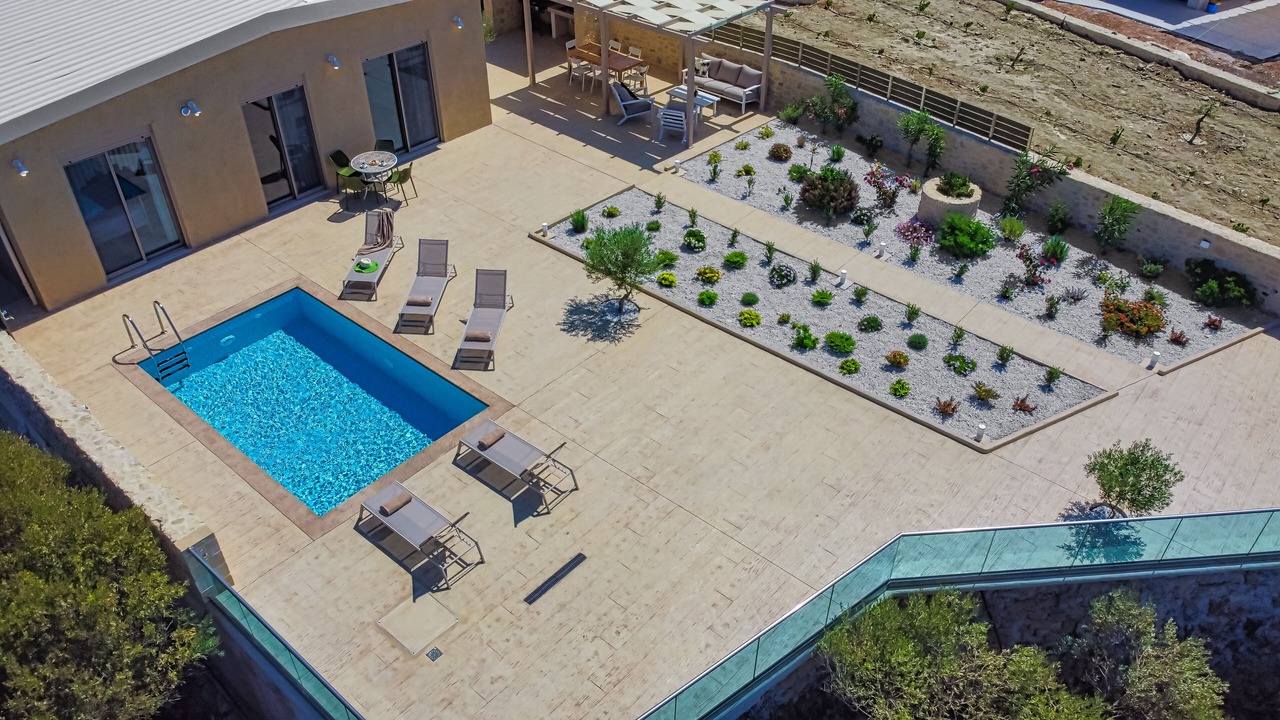 Photo of Outdoor in Limeniskos