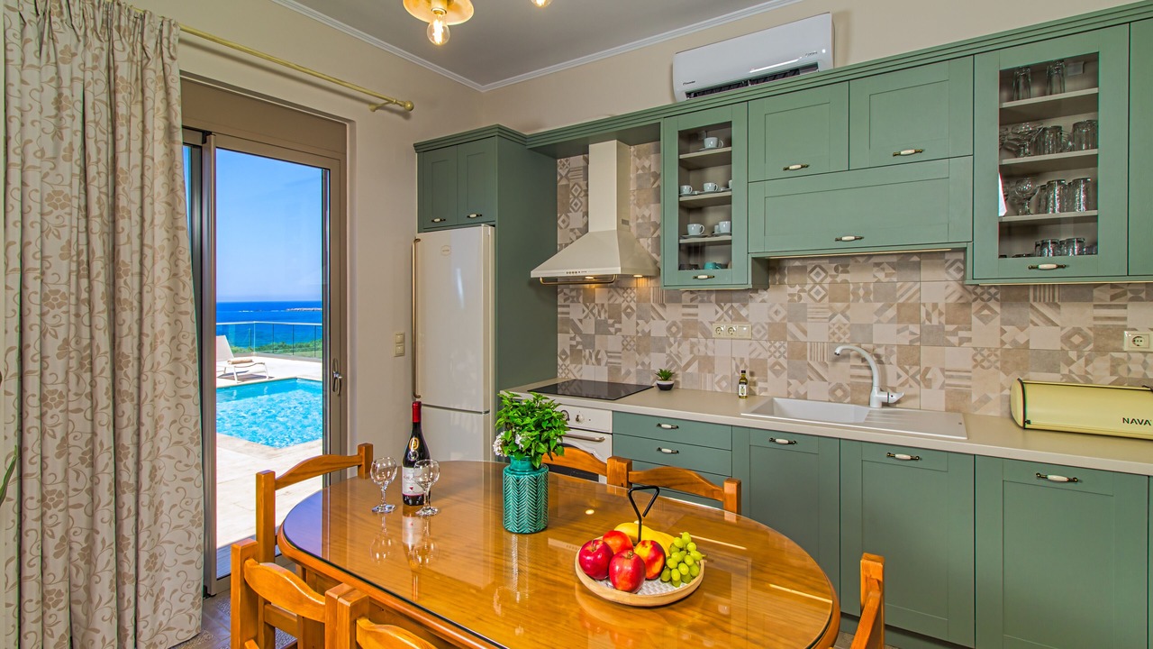 Photo of Kitchen in Limeniskos