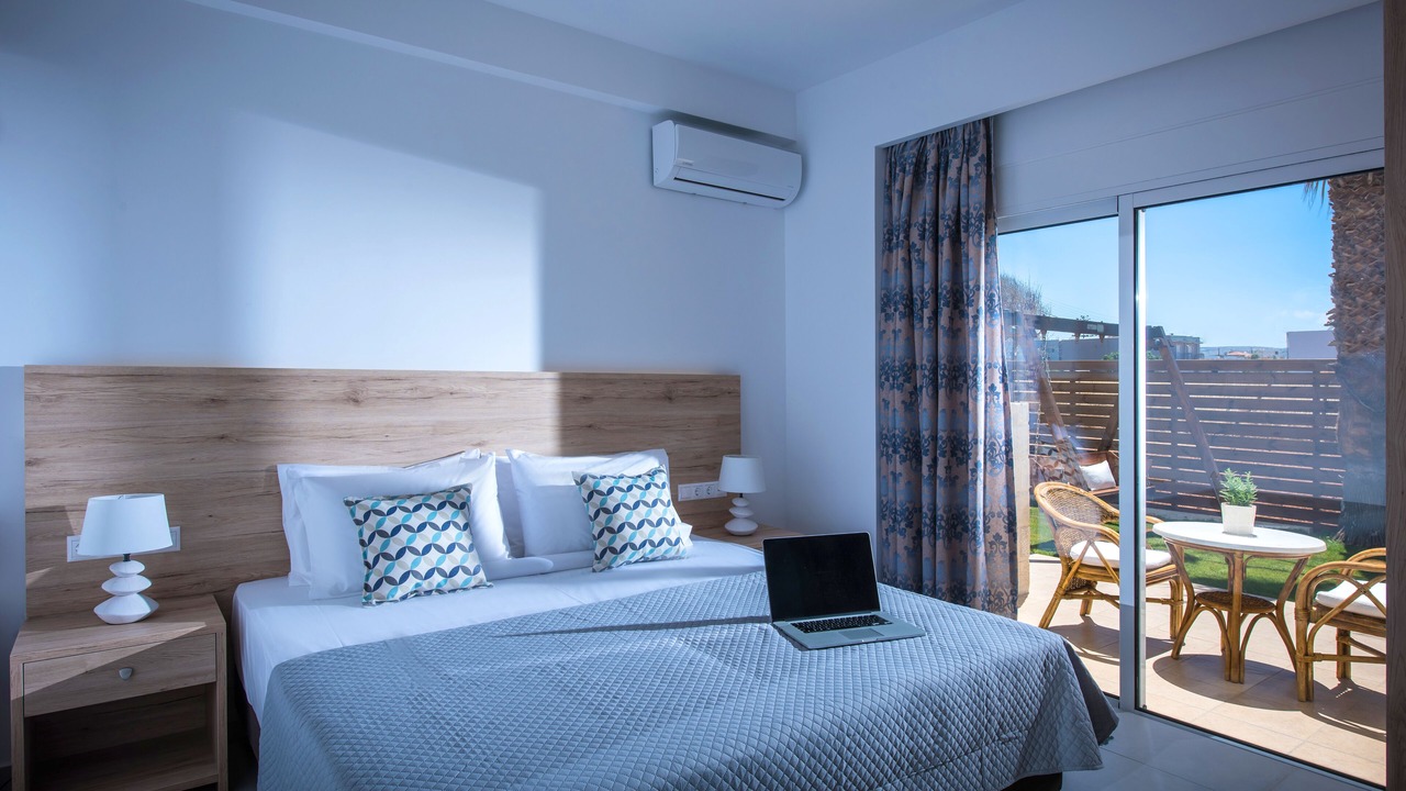 Photo of Bedroom in Analipsi