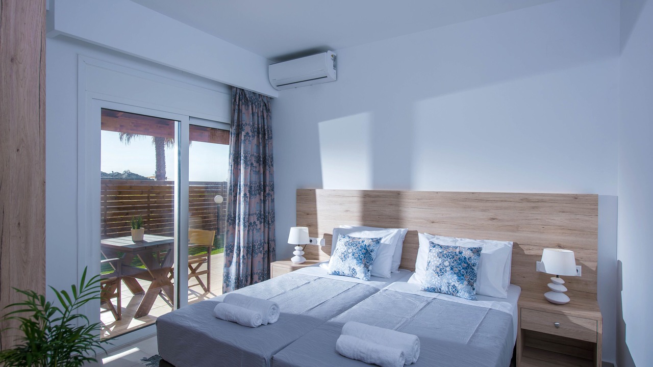 Photo of Bedroom in Analipsi