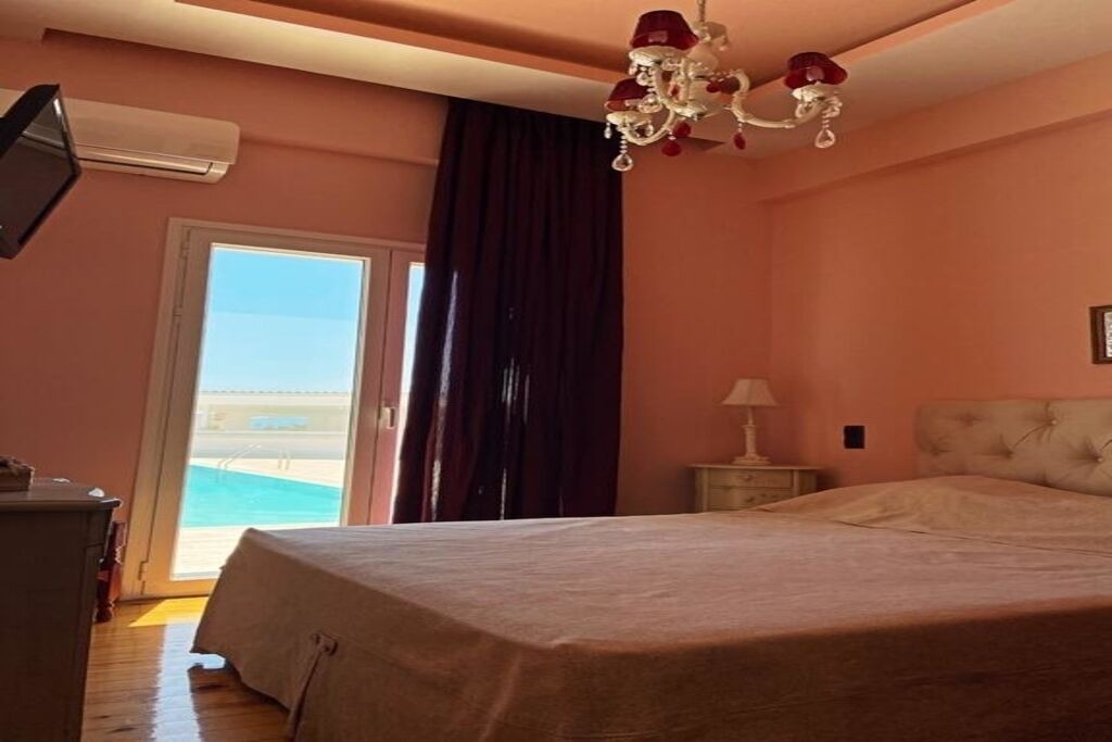 Photo of Bedroom in Kato Diminio