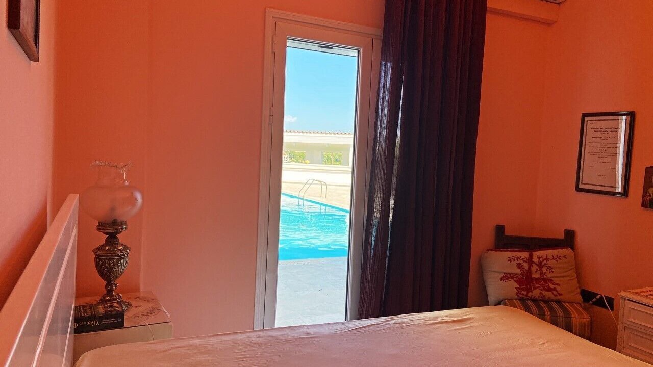 Photo of Bedroom in Kato Diminio