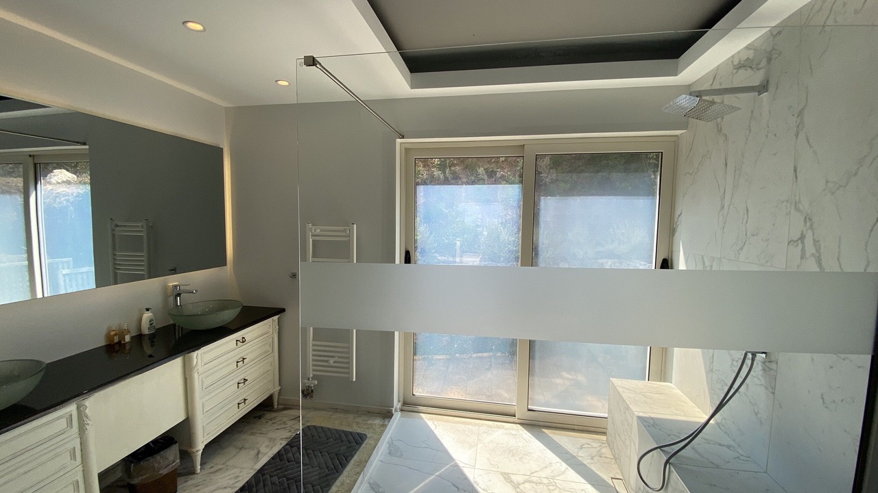 Photo of Bathroom in Gazatika