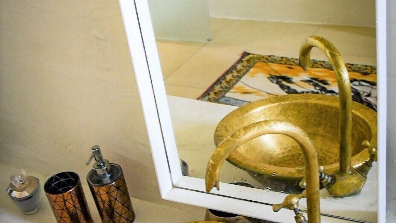Photo of Bathroom in Exomytis