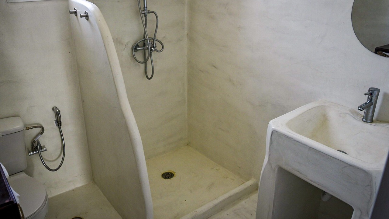 Photo of Bathroom in Exomytis