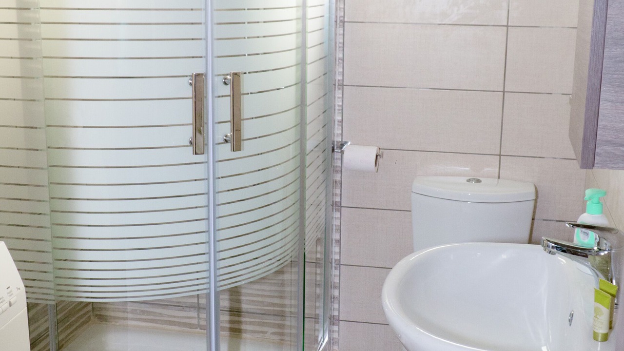Photo of Bathroom in Lampini
