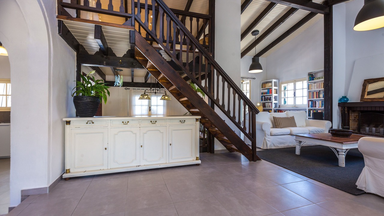 Photo of Bedroom in Oros
