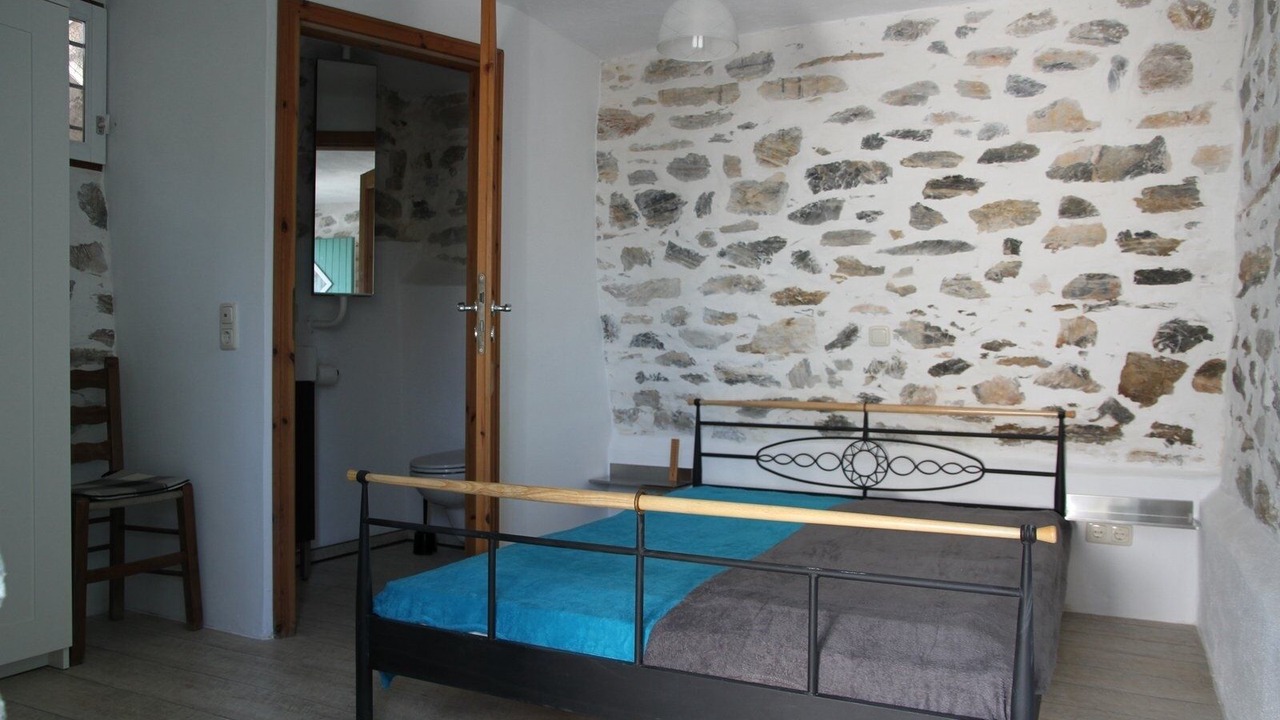 Photo of Bedroom in Kala Nera