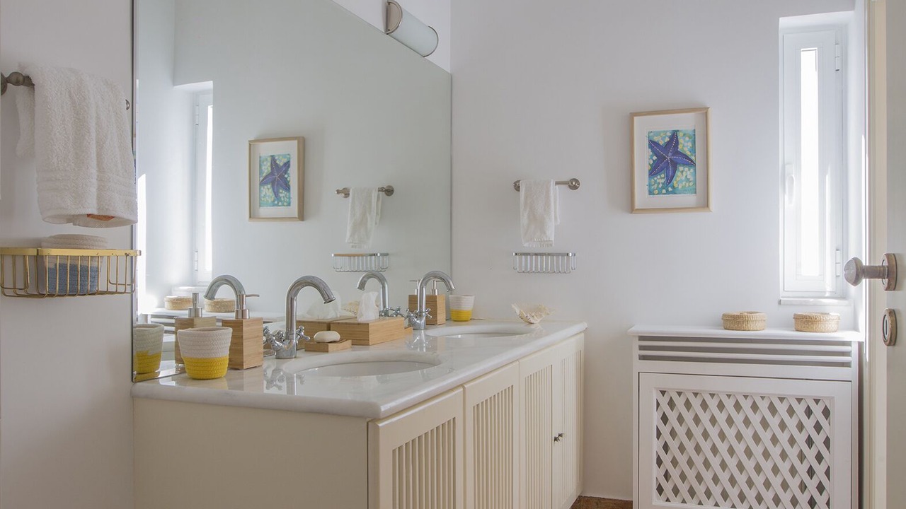 Photo of Bathroom in Imathia Region