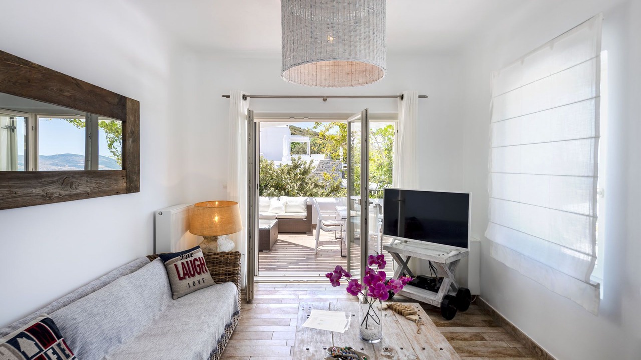 Photo of Livingroom in Paros
