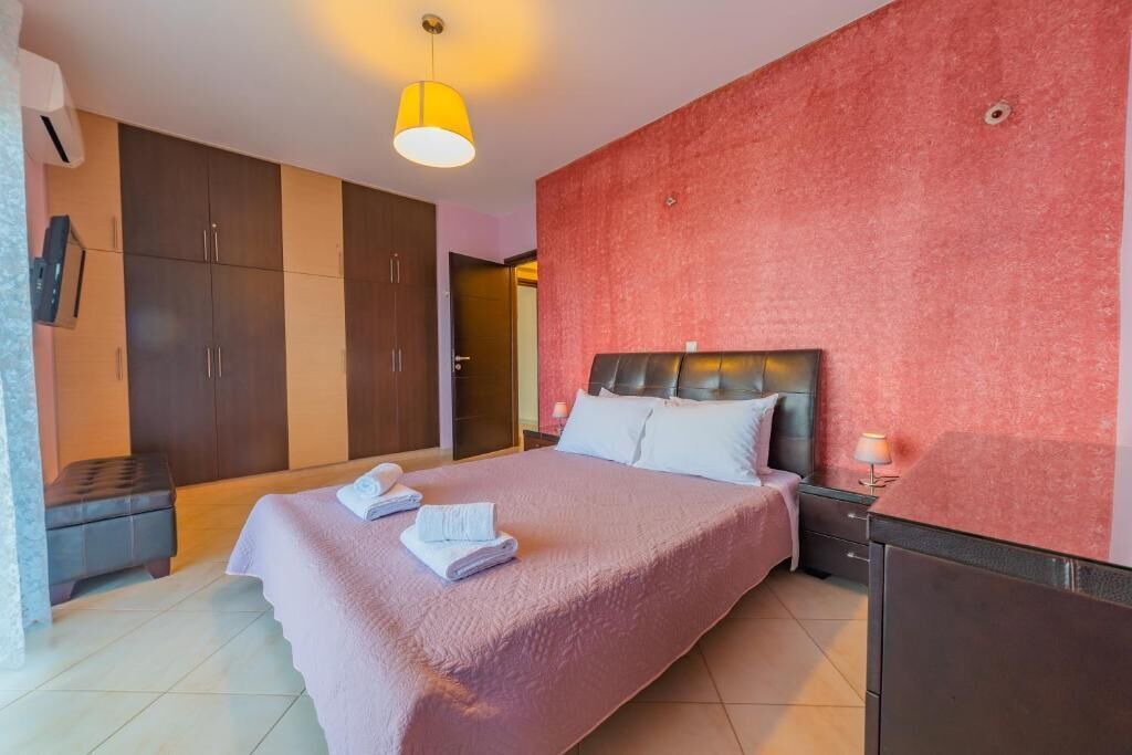 Photo of Bedroom in Megala Chorafia