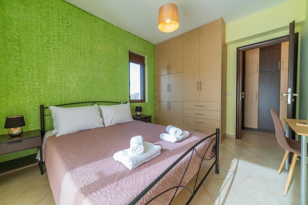 Photo of Bedroom in Megala Chorafia