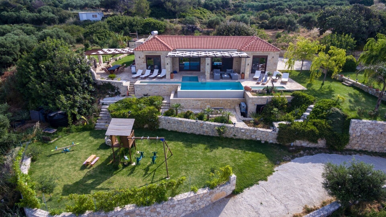 Photo of Outdoor in Karefiliana
