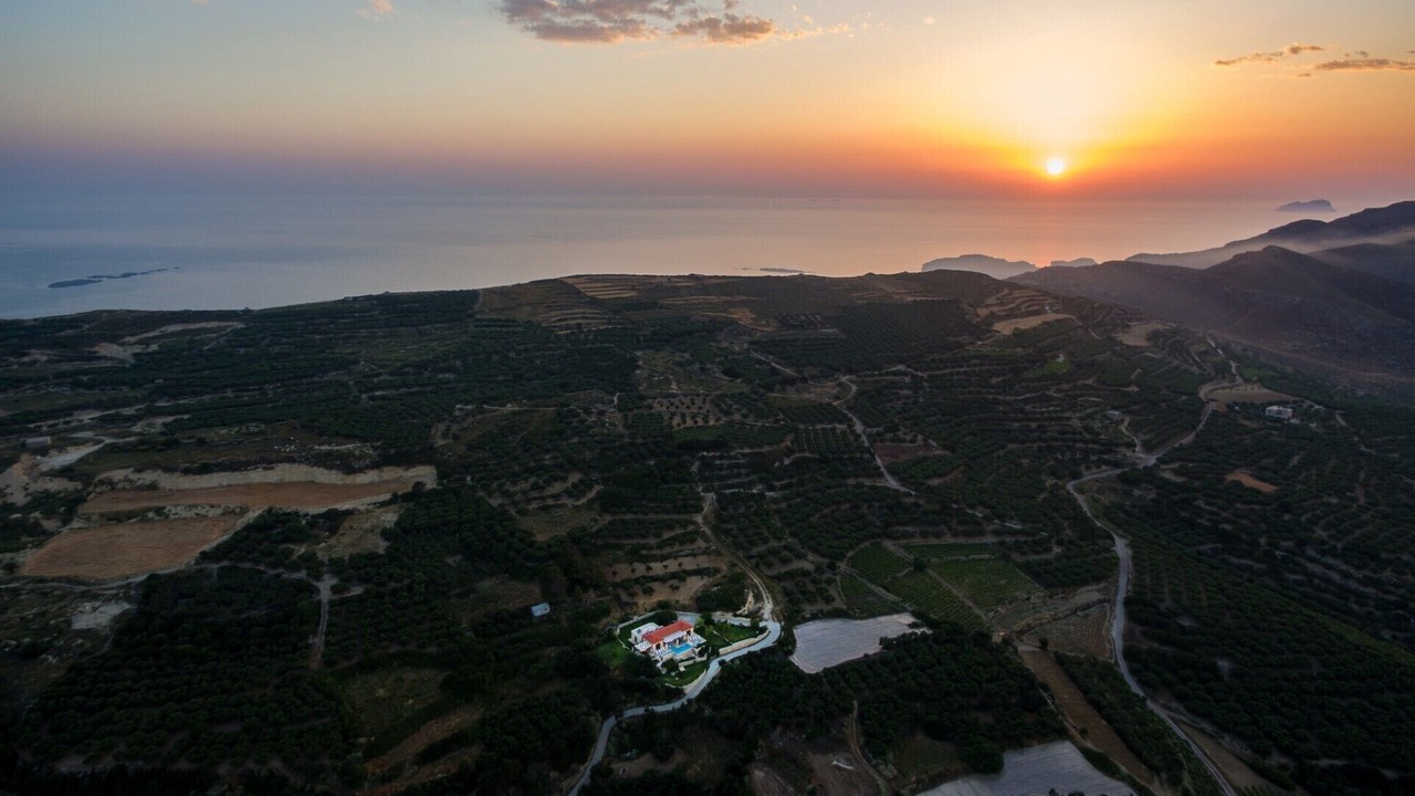 Photo of Outdoor in Karefiliana