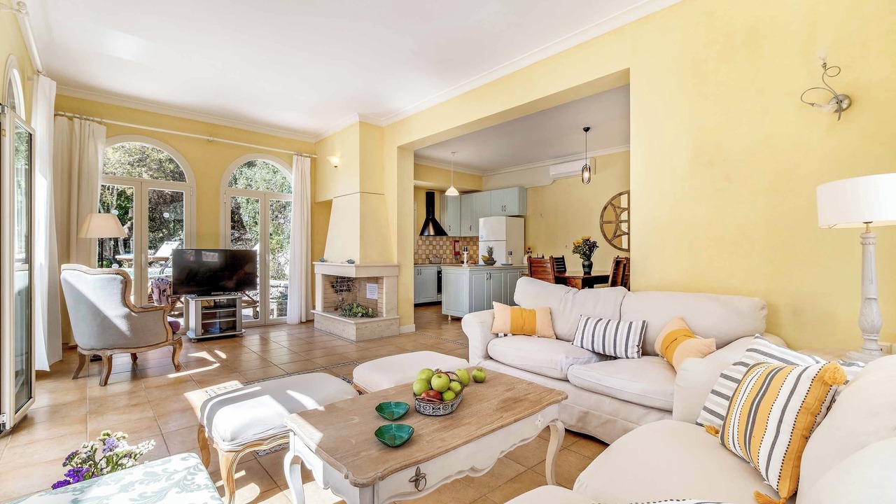 Photo of Livingroom in Sivota