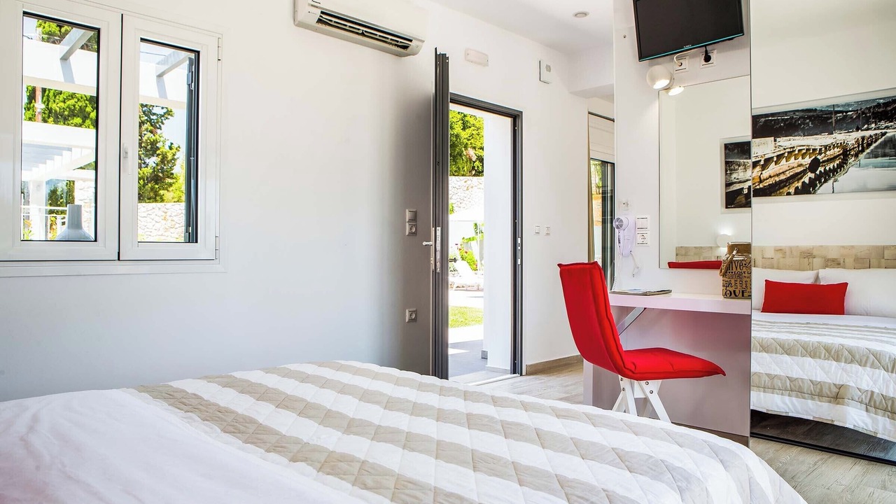 Photo of Bedroom in Leivathos