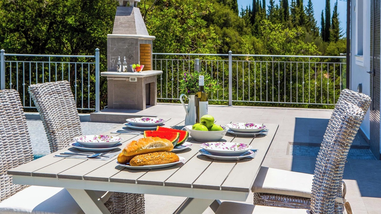 Photo of Outdoor in Leivathos