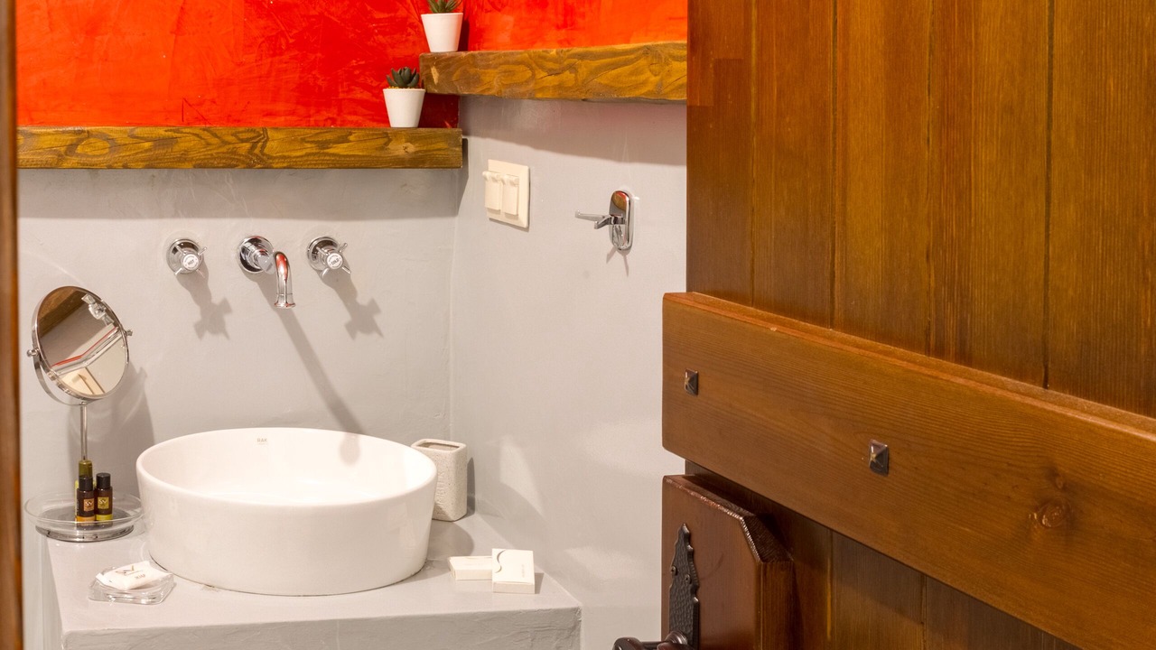 Photo of Bathroom in Dio-Olympos