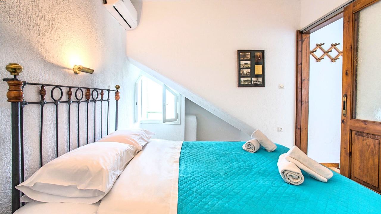 Photo of Bedroom in Istron