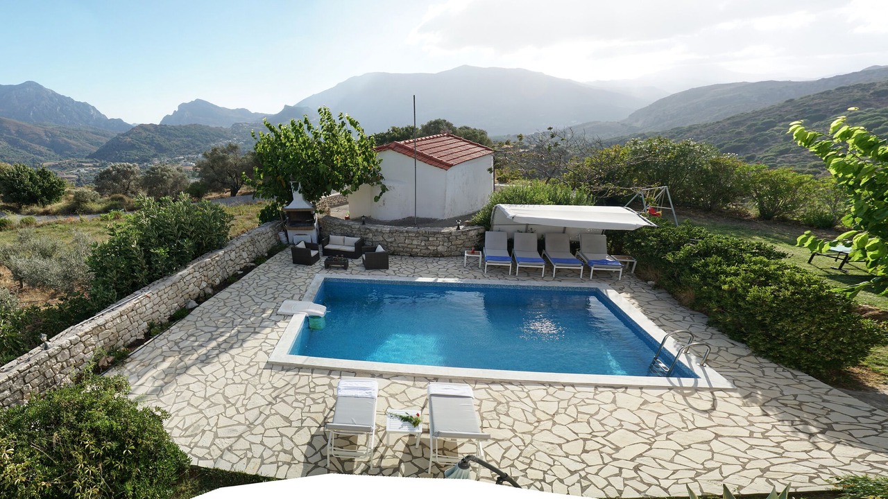 Photo of Outdoor in Lampini