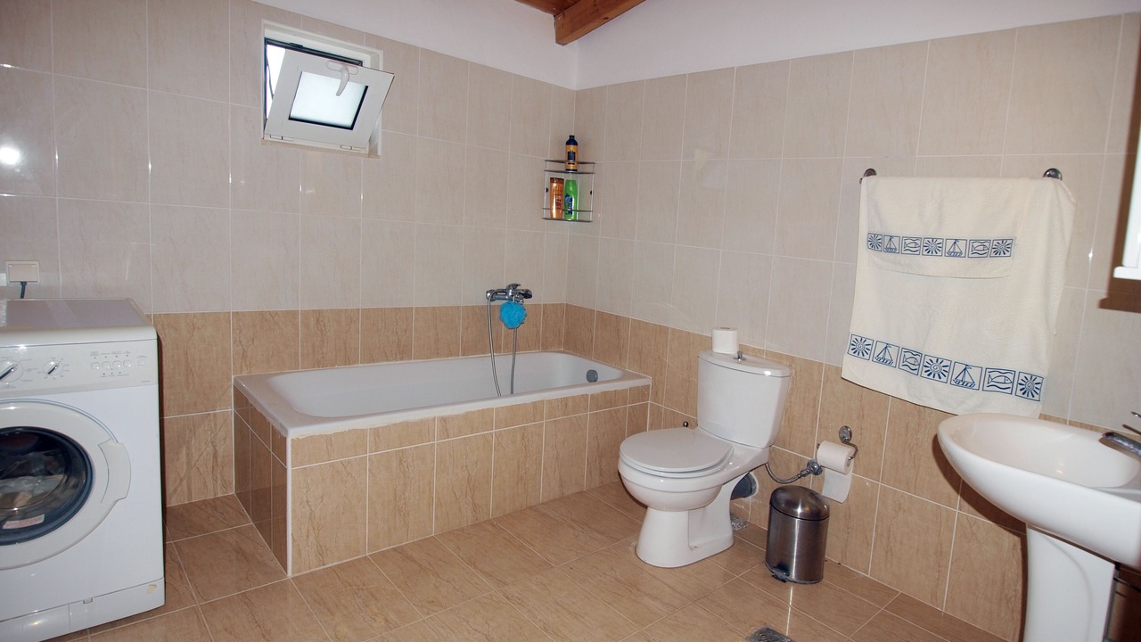 Photo of Bathroom in Lampini