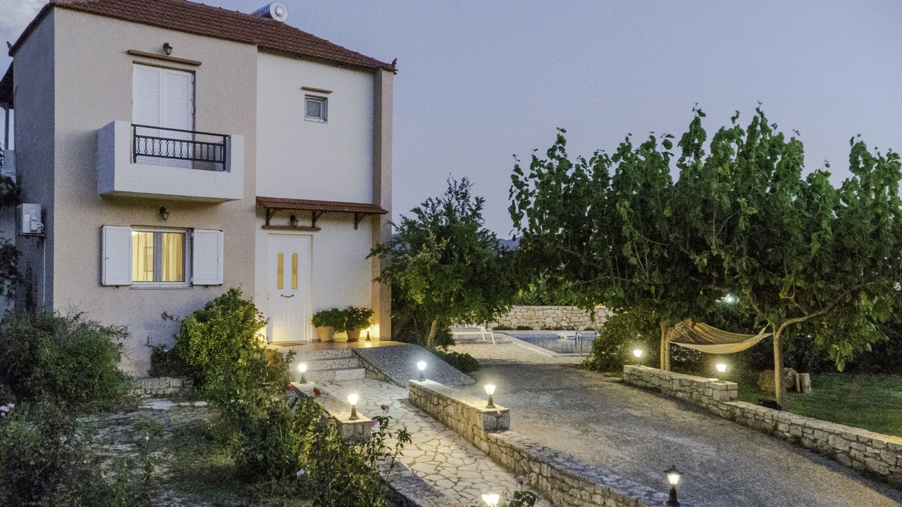 Photo of Outdoor in Lampini