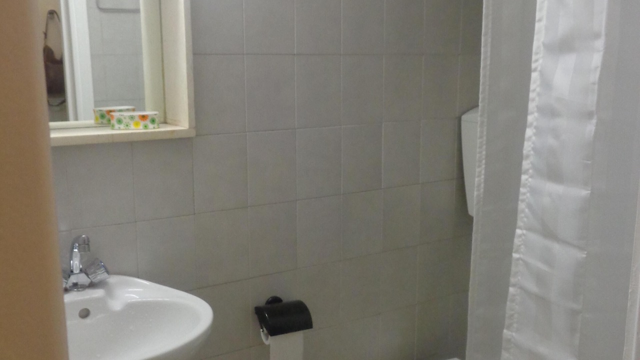 Photo of Bathroom in Neapoli