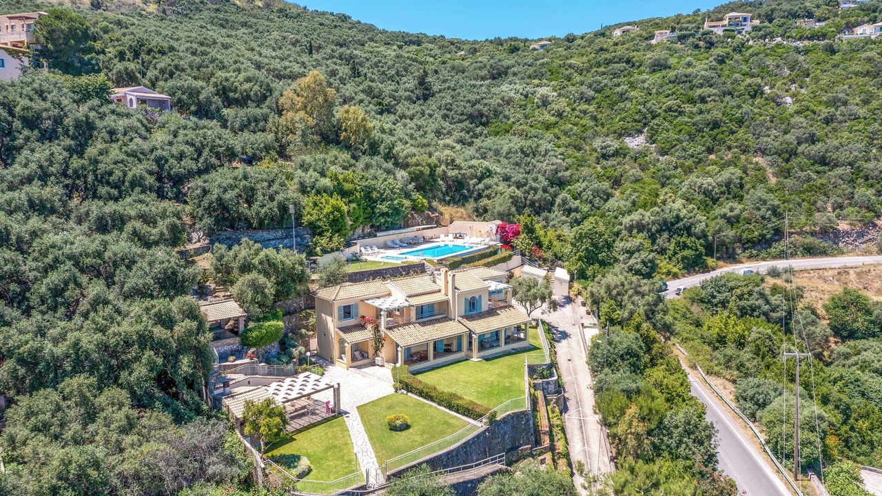 Photo of Outdoor in Apraos