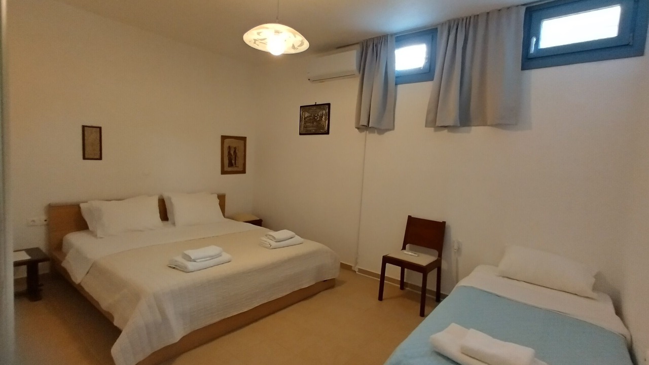Photo of Bedroom in Parasporos