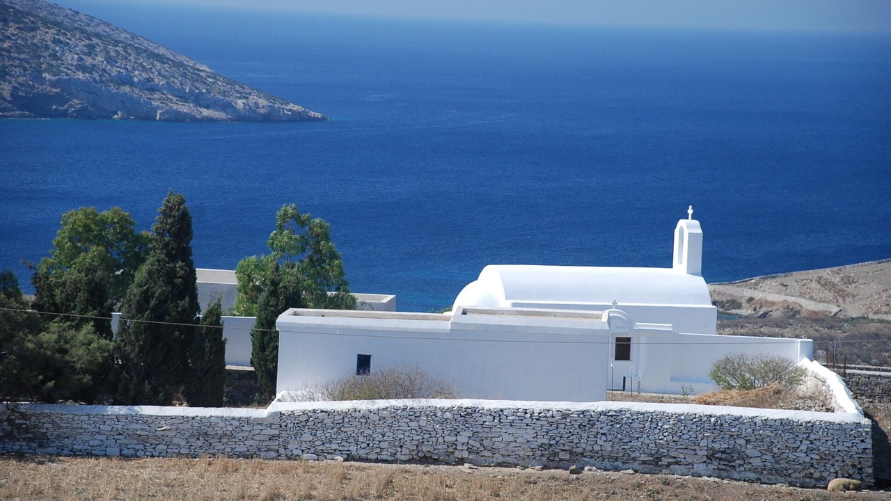 Photo of Outdoor in Schinoussa Town