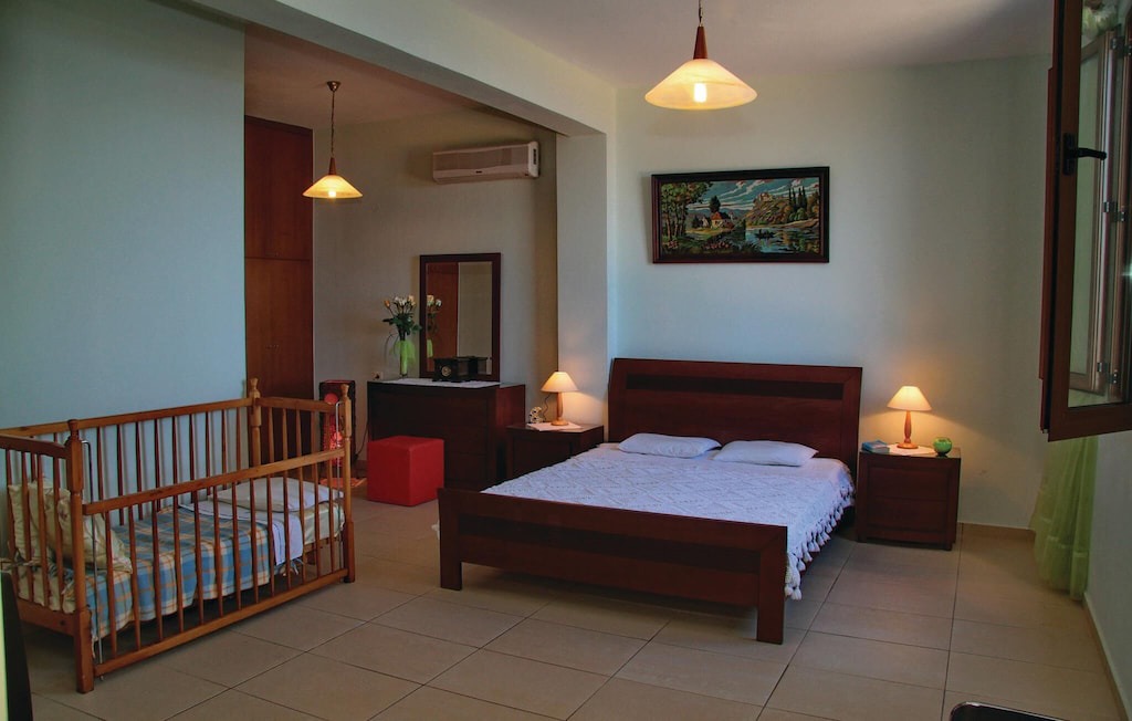 Photo of Bedroom in Milatos