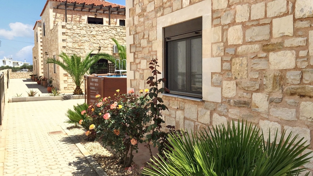 Photo of Outdoor in Analipsi