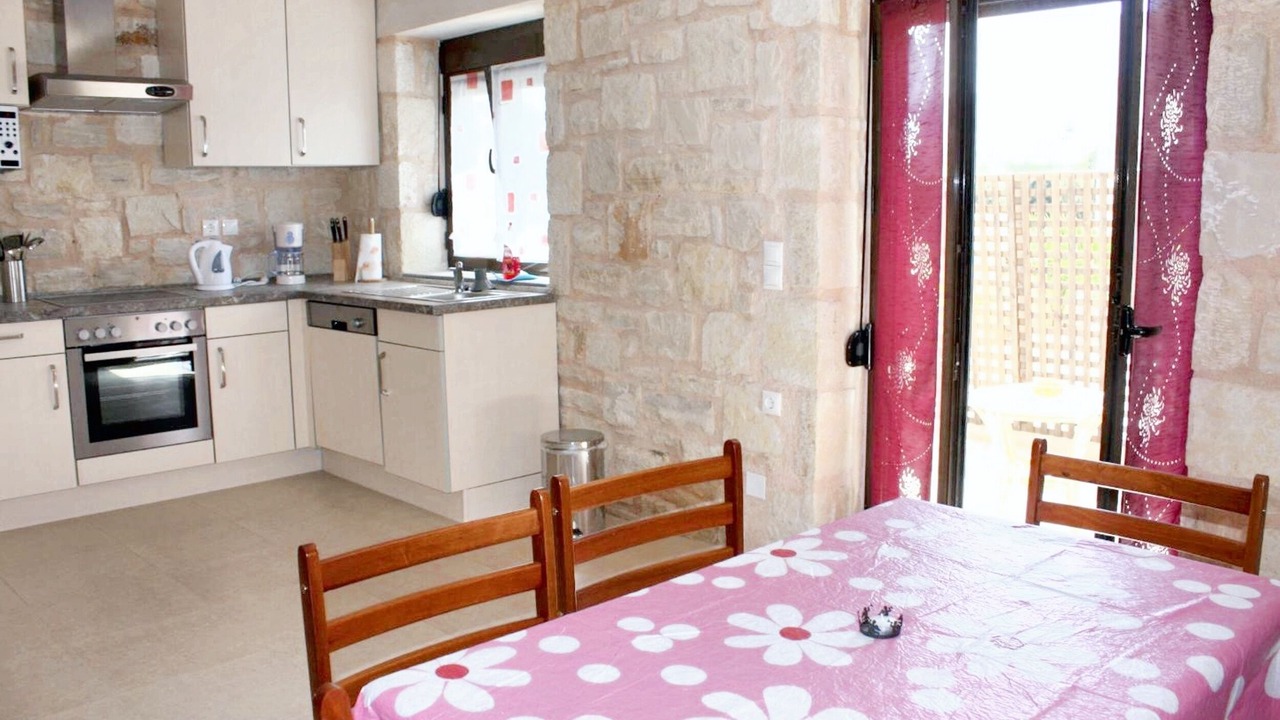 Photo of Kitchen in Analipsi