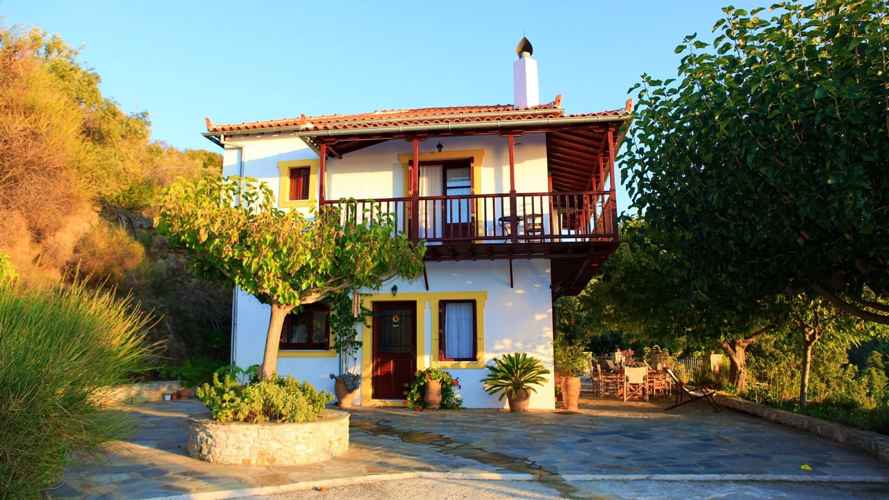 Photo of Outdoor in Glossa
