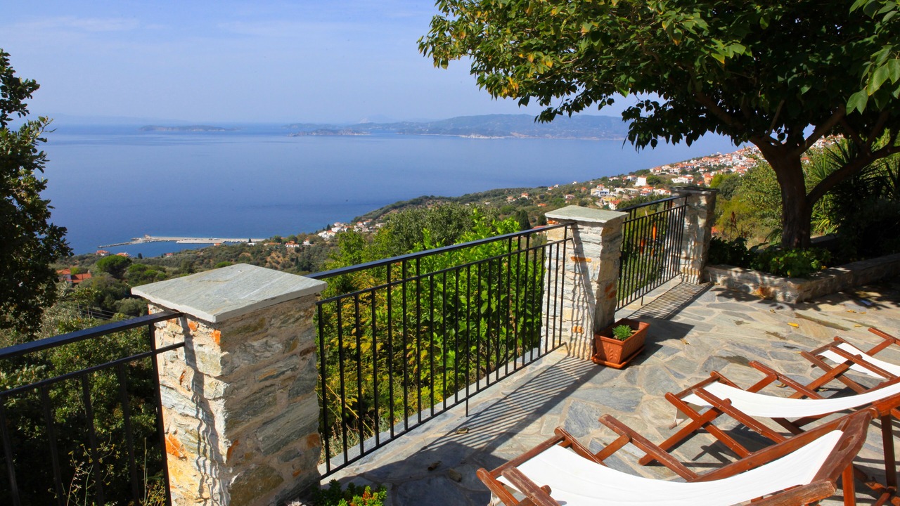 Photo of Patio Balcony in Glossa