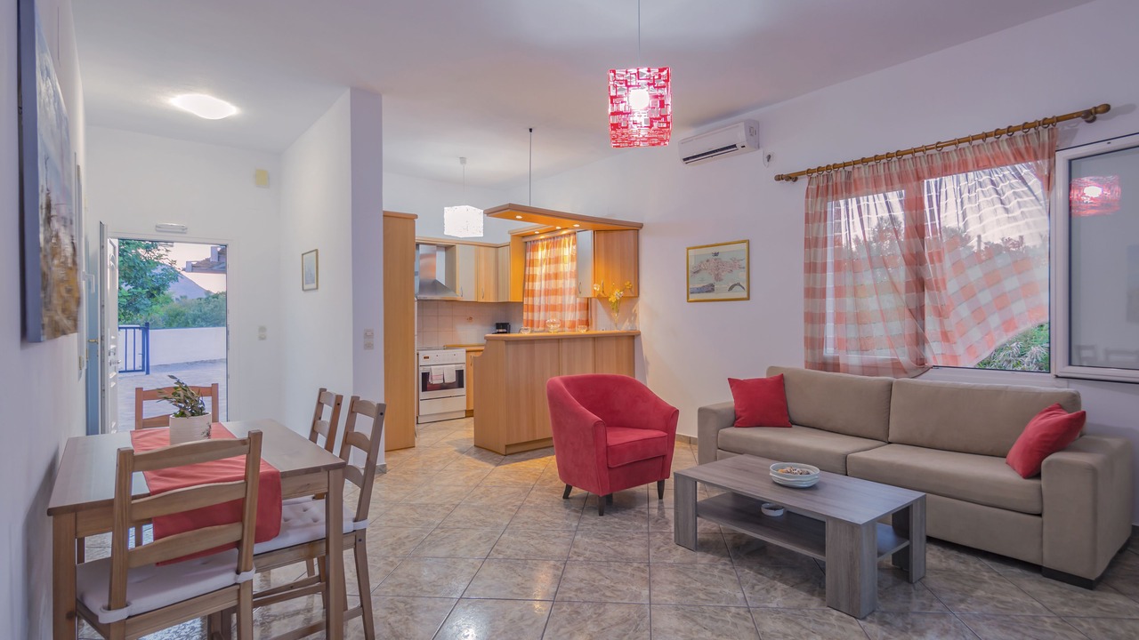 Photo of Livingroom in Samos Town