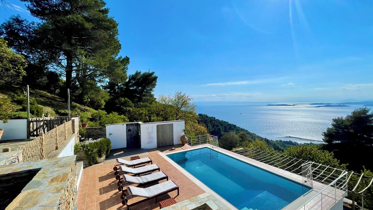 Photo of Outdoor in Glossa