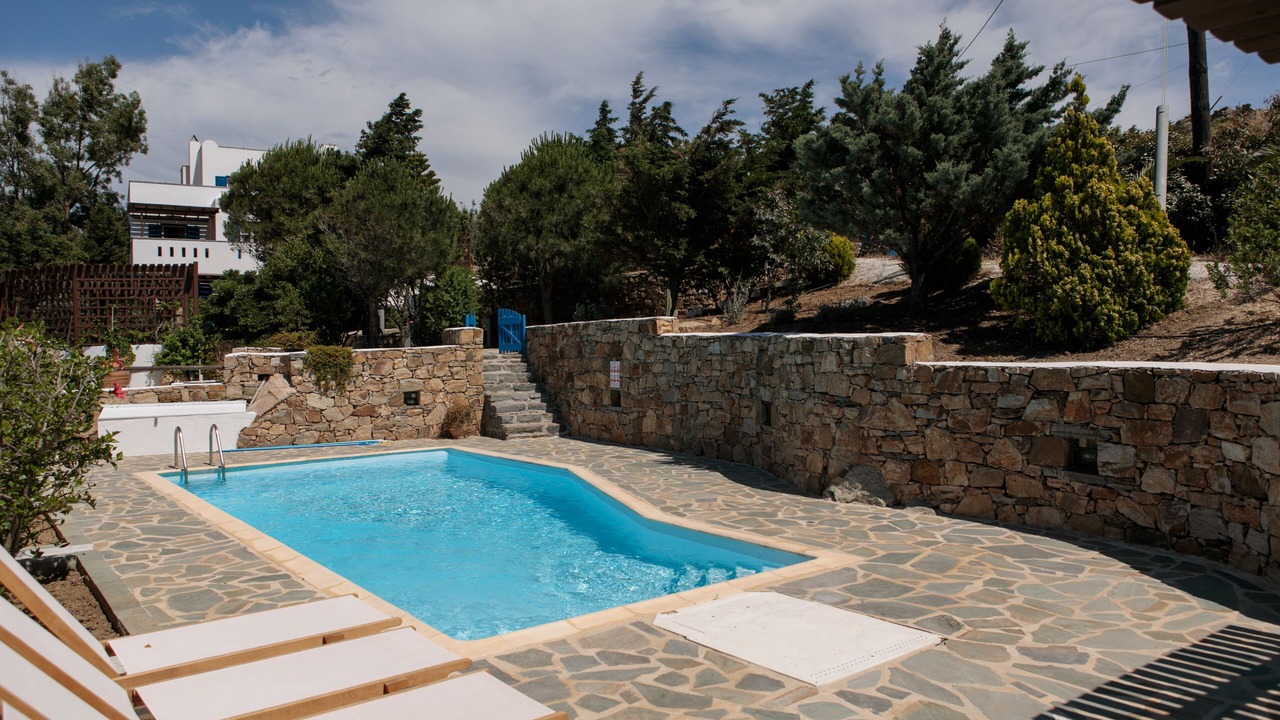 Photo of Outdoor in Glinado