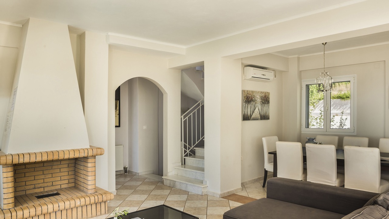 Photo of Livingroom in Mousata