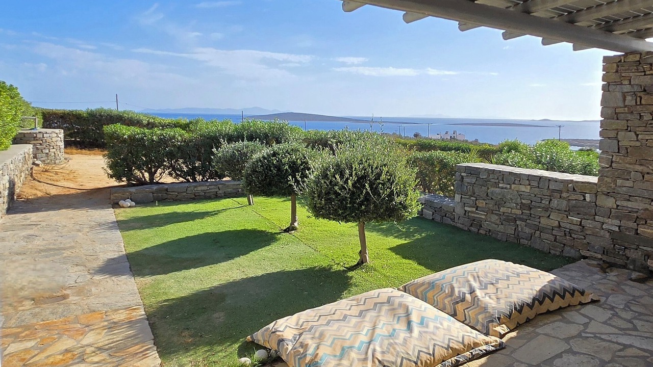 Photo of Livingroom in Paros