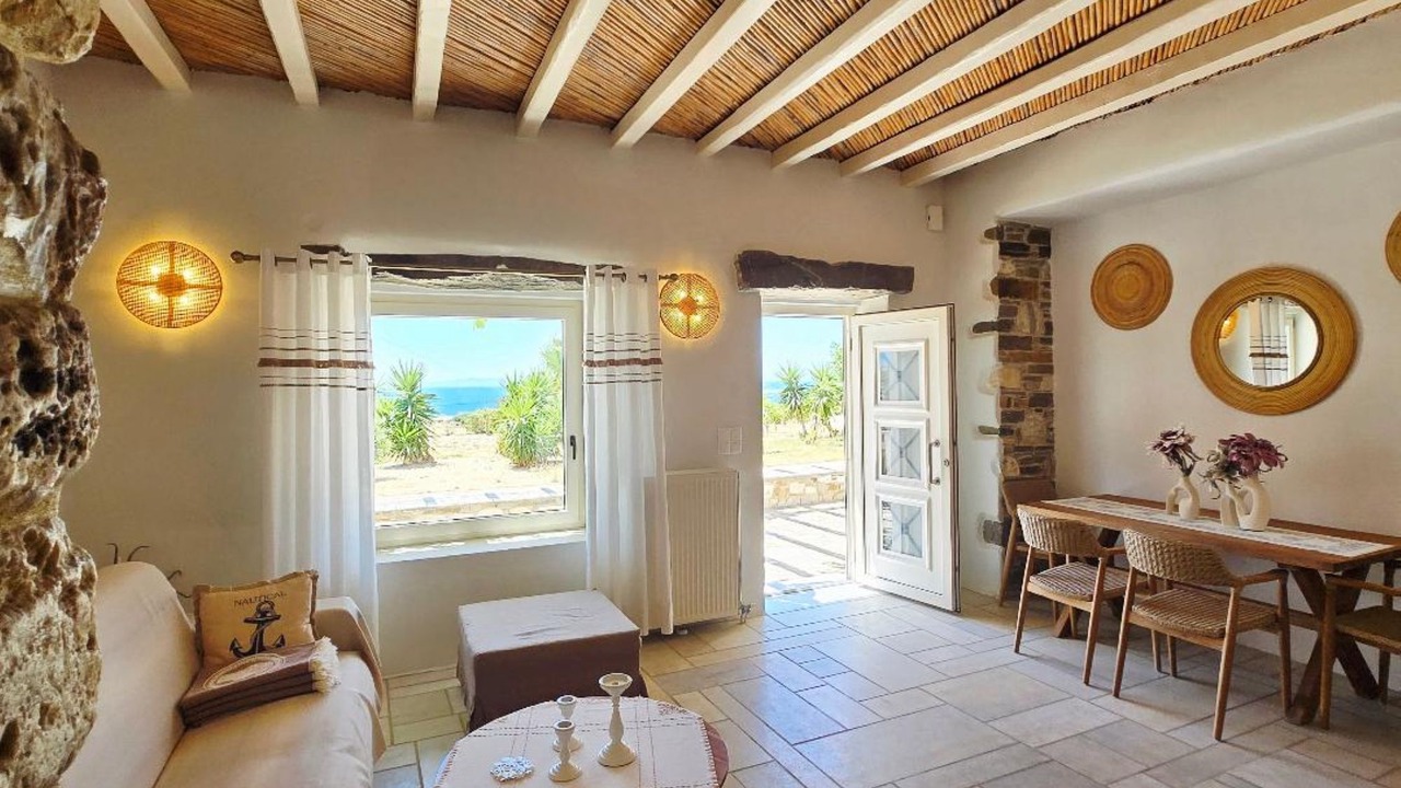 Photo of Livingroom in Paros
